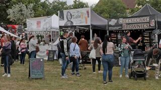 Bei der Premiere des Street-Food-Festivals im vergangenen Jahr haben die Besucher im Gartenschaupark die Wahl.