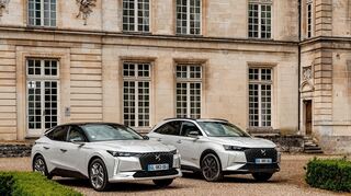mid Paris - Als Hommage an das Reisen präsentiert DS Automobiles die Collection Esprit de Voyage für den DS 4 und DS 7.