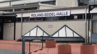 Die Roland-Seidel-Halle soll bald wieder Kurpfalzhalle heißen.