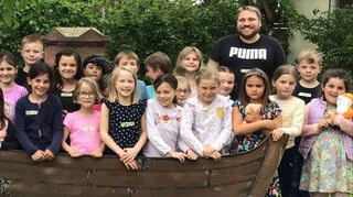 Viele Kinder genießen den Erlebnisabend mit vielen Aktionen der Evangelischen Kirchengemeinde.