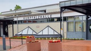 Die Roland-Seidel-Halle wird nach einem entsprechenden Beschluss des Oftersheimer Gemeinderates nun doch wieder Kurpfalzhalle heißen. Den Anstoß dazu hatte Roland Seidel selbst gegeben.