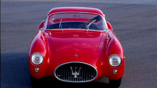 mid Groß-gerau - Die Reihe der teilnehmenden Maseratis führt der A6GCS-53 Berlinetta Pininfarina von 1953 an.