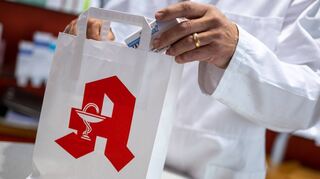 Viele Apotheken schlagen Alarm und werden daher am Mittwoch, 14. Juni, geschlossen bleiben. Notdienste sichern natürlich die Versorgung ab.