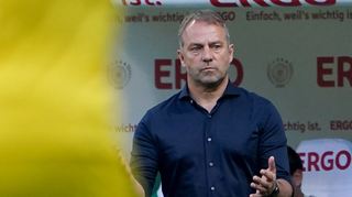 „Im Training hat es funktioniert“, versicherte Bundestrainer Hansi Flick nach der defensiv schwachen Leistung seines Teams gegen die Ukrainer.