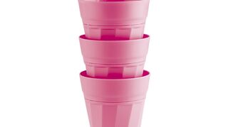 Der pinke Becher von "frats".