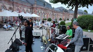 Karibische Nacht im Schlossrestaurant vor der tollen Kulisse des nördlichen Zirkels.