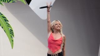 Partyschlager-Star Mia Julia wird am 16. September beim Glücksgefühle-Festival in Hockenheim auftreten.