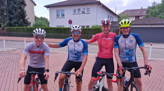 Als Schnellste von der Tour über 193 Kilometer und durch den Höllgrund zurück in Schwetzingen waren Paul Kuhn (v.l.), Tobias Geschwill, Sebastian Helbig und Klaus Freyburger.