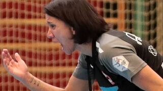 Trainerin Franziska Steil steht mit Frauen-Handball-Zweitligist Ketsch vor dem ersten Heimspiel der neuen Spielzeit.