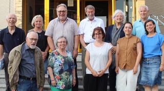 Das Hungermarsch-Orgateam freut sich über ein gutes Ergebnis: Helmut Mehrer (v. l.), Gerhard Flink, Veronika Pfister, Kurt Gredel, Heidi Günther, Paul Scherer, Hanne Bauer, Dorothee Scherer, Nicole Hoffmann, Rolf Vogt und Stefanie Ansorge.