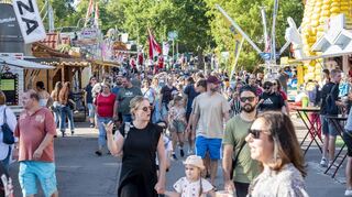 Das Brezelfest 2023 war insgesamt gut besucht. Zahlreich strömten die Menschen auf den Festplatz, so dass auch die Schausteller auf ihre Kosten kamen.