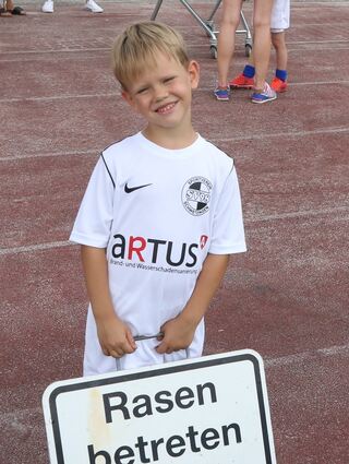 Keine ernst gemeinte Pose, die Maksim hier präsentiert.