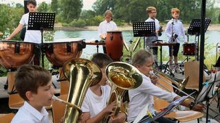 Das Panoramaorchester ist ein Ensemble von Jungmusikern der beiden Musikvereine aus Brühl und Ketsch, das bestens zusammengefunden hat.