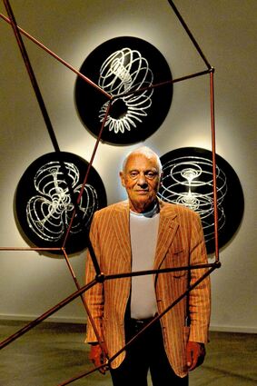 Ugo Dossi in seiner Mannheimer Ausstellung.