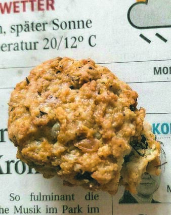 Vorsicht Giftköder? – Das gefundene Hack sieht verdächtig aus.