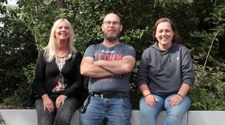 Rektorin Anja Kaiser, Hausmeister Simon Strassner und Monika Drum vom Fachbereich Bauen und Wohnen sind die Köpfe bei der Koordination der Sanierung