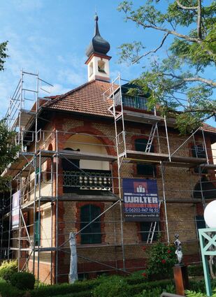 Die Villa Meixner brauchte eine Renovierung der Holzteile.