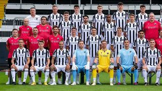 Das neue Team des SV Sandhausen: oben v. li: Matthias Imhof (Sportdirektor), Rouwen Hennings, Lucas Laux, Lion Schuster, Dennis Egel, Alexander Fuchs, Christoph Ehlich, Philipp Klingmann (Teammanager), 2. Reihe v. li.: Andreas Zesewitz (Zeugwart), Muhterem Kocaman (Zeugwart), Diamant Lokaj, Abu-Bekir Ömer El-Zein, Yassin Ben Balla, Joe-Joe Richardson (Joseph Charles Richardson II), Christian Bieser (Leitender Physiotherapeut), Niklas Schmitt (Physiotherapeut), Dr. Falko Frese (Mannschaftsarzt), 3. Reihe v. li.: Marcus Fritz (Videoanalyst), Daniel Ischdonat (Torwarttrainer), Denny Krcmarek (Athletiktrainer), Max Geschwill, Sebastian Stolze, David Otto, Livan Burcu, Danny Galm (Trainer), Gerhard Kleppinger (Co-Trainer), Maximilian Mehring (Co-Trainer), unten v. li. Tim Knipping, Tim Luis Maciejewski, Dennis Diekmeier, Timo Königsmann (Torwart), Nikolai Rehnen (Torwart), Daniel Klein (Torwart), Felix Göttlicher, Alexander Mühling, Richard Meier.