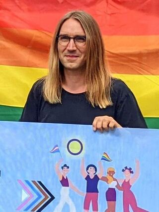 Patrick Alberti setzt sich unter anderem im Orga-Team von Dorfpride für Toleranz und Gleichberechtigung ein.