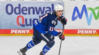 Taro Jentzsch startet mit den Adlern Mannheim am Donnerstag in die neue Saison der Champions Hockey League.