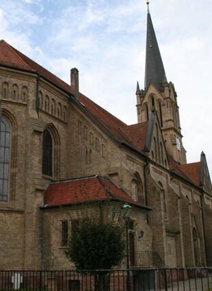 In der Schutzengelkirche wird es bis zur Adventszeit eine sogenannte Klage- und Hoffnungsmauer geben.