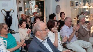 Ein besonderer Ort für einen ganz besonderen Abend: Im Museum Blau erleben die Gäste einen Lyrik- und Musikabend vom Feinsten.