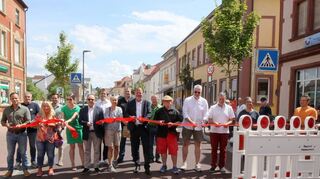 Sein bisher größtes Projekt: Die Sanierung der Oberen Hauptstraße begleitete Marcus Zeitler durch den größten Teil seiner ersten Amtshalbzeit. Nach einigen Verzögerungen gibt er am 20. Juli die komplett sanierte Straße mit dem Gemeinderat frei.