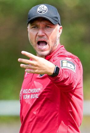 Danny Galm, Cheftrainer des SV Sandhausen, freut sich auf die Sonntagspartie beim Halleschen FC – und nach Ende der Wechselperiode auf eine deutlich ruhigere Zeit am Hardtwald.