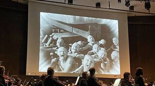 Schuften für die Reichen: „Metropolis“-Aufnahme aus dem Pfalzbau.