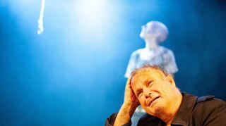 "Tod eines Handlungsreisenden" feiert am 30. September 2023 Premiere. Uwe von Grumbkow spielt die Hauptrolle des Willy.