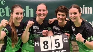 Melanie Berger (v. l.), Jasmina Simon, Marion Ott und Vanessa Moch schaffen in der vergangenen Saison den Aufstieg in die Oberliga.