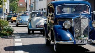 Rund fünf Kilometer geht es bei diesem Treffen mit den Oldtimern durch die Straßen von Reilingen.