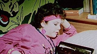 Die herrlichen 1980er Jahre. Hier galt das Radio als ein niederschwelliges Angebot für die Jugend, der Kassettenrekorder war aus dem Kinderzimmer nicht wegzudenken.