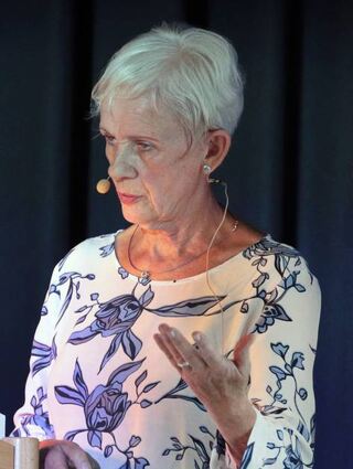 Cornelia Grünkorn ist eine eloquente Fachfrau bei der Demenz.