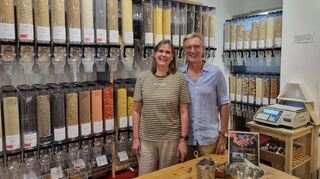 Ein Paar mit Visionen: Heike und Ralph Hartmann betreiben seit 2007 die „Genussecke“ in Meisenheim mit einem spannenden, zeitgemäßen Konzept.
