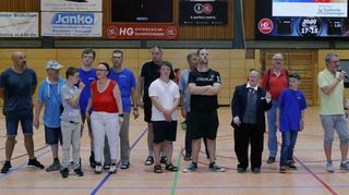 Beim Heimspiel in der Nordstadthalle stellt sich das Team der „HG-Unified-Hyänen“ vor. Das inklusive Team trainiert regelmäßig samstags in der Kreissporthalle und freut sich über Mitstreiter.