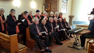 Der GV Sängereinheit verschönert hier den Gottesdienst in der Johanneskirche – nun konzertieren die Männer und Frauen im katholischen Pfarrheim.