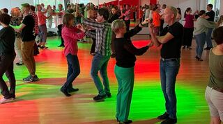 Der Discofox-Workshop für Fortgeschrittene findet bei Feils viele Interessenten, die ihre Kenntnisse erweitern wollen.