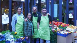 Das Team besteht aus Fatima Çokiç (v. l.), Kadriye Subasi, Selahattin Subasi und Serdar Köroglu.