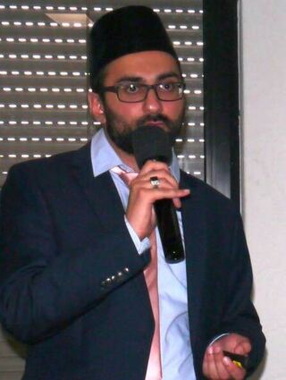 Der Imaam Naweel Ahmed spricht über die Kompatibilität von Staat und Islam.