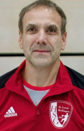 Günther Gottselig trainiert erfolgreich und gerne mit HSG-Torfrauen.