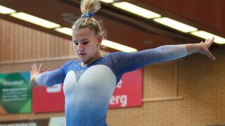 Die für die TG Herkenrath-Heidelberg startende Ketscherin Bea Fichtner – hier am Balken – ist bei ihrem Heimspiel besonders motiviert.