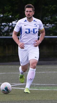 Alexander Dirks will mit dem SV 98 Schwetzingen am Sonntag drei Punkte aus Ketsch entführen.
