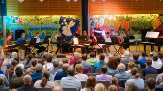 Das Junior-Ensemble „Rock-it“ mit Philipp Möbius (v. l.), Nora Krist, Justus Rese, Hannah Wenz, Annelie Seifert, Maximillian Gaub und Rebecca Greif überzeugt bei der siebten Auflage von „Taste of Music“ mit hervorragenden Leistungen.