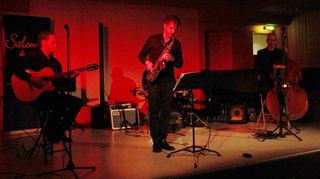 Jochen Ebert (v.l.), Moritz Koch, Dieter Seiferling und Robert Schickle sorgten im Ferdinand-Schmid-Haus für ein musikalisches Highlight.