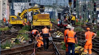 Drei Wochen im Januar sowie fünf Monate ab Mitte Juli wird die Bahnstrecke zwischen Frankfurt und Mannheim zur Großbaustelle.
