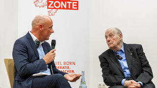 Daniel Born im Gespräch mit Gerhard Wiese.