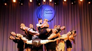 Seit 25 Jahren stehen die Tänzerinnen und Tänzer der GymTa Session für eine Erfolgsgeschichte. Zahlreiche nationale und interna-tionale Titel wurden in dieser Zeit errungen.