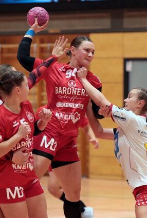 HG-Aktivposten Karolin Kolb muss gegen Pforzheim verletzt raus.