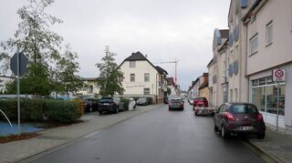 Der vordere Bereich der Enderlestraße wurde bei der Umgestaltung der Schwetzinger Straße bereits vor wenigen Jahren erneuert. Hier wird deshalb nichts verändert.